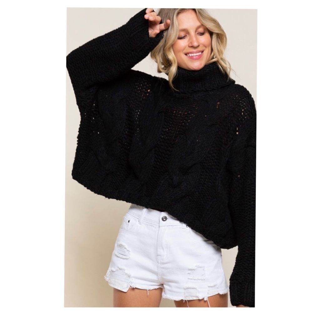 𝅺BLACK Handmade Turtleneck Sweater Cable knit